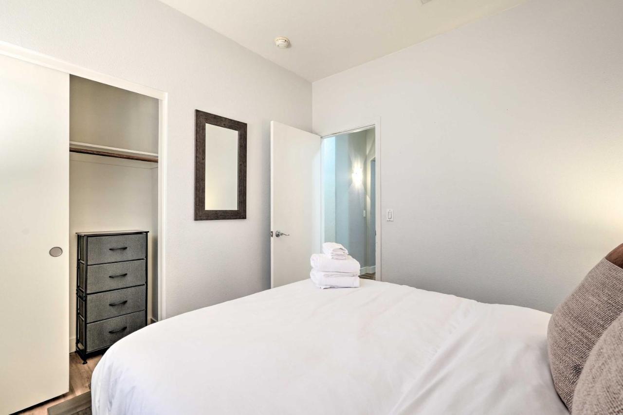 Sunlit Peoria Vacation Rental With Private Yard ภายนอก รูปภาพ
