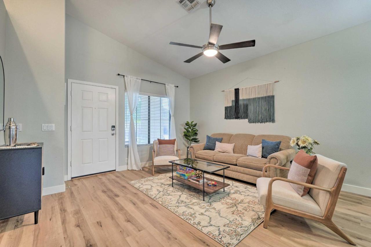 Sunlit Peoria Vacation Rental With Private Yard ภายนอก รูปภาพ